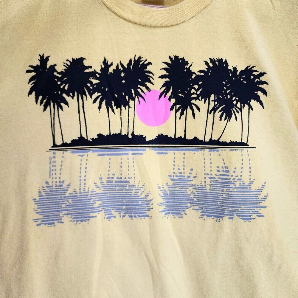 Air Waves Beach Sunset 1987 Single Stitch USA Shirt Yellow Vintage Men Size XL - Picture 2 of 6